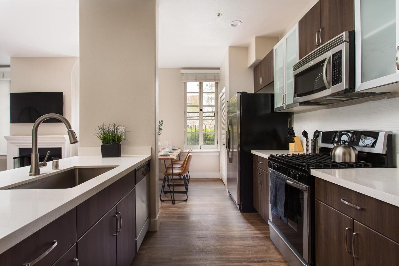 Westwood Luxury Suites Los Angeles Extérieur photo